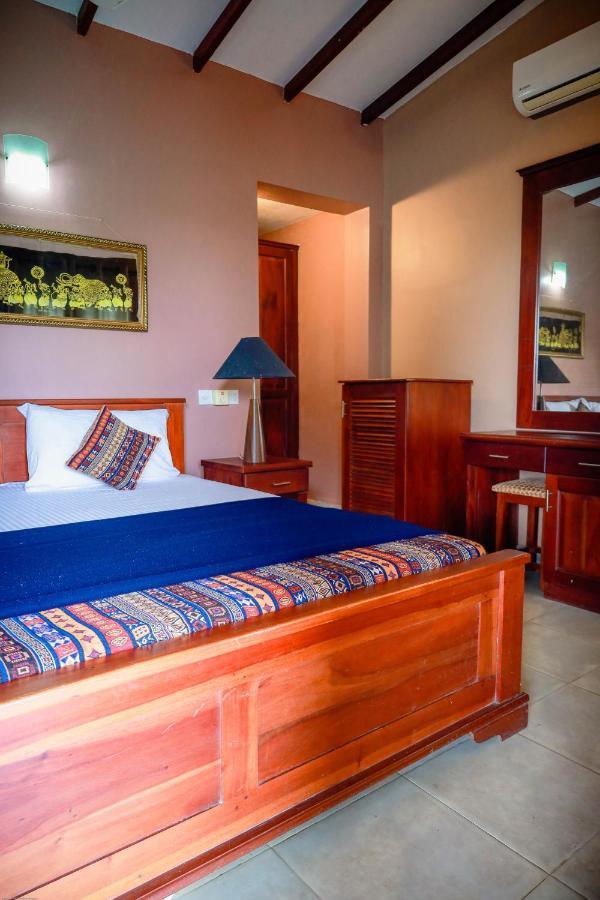 Funk Bunk - Mount View Lodge Kandy Eksteriør billede
