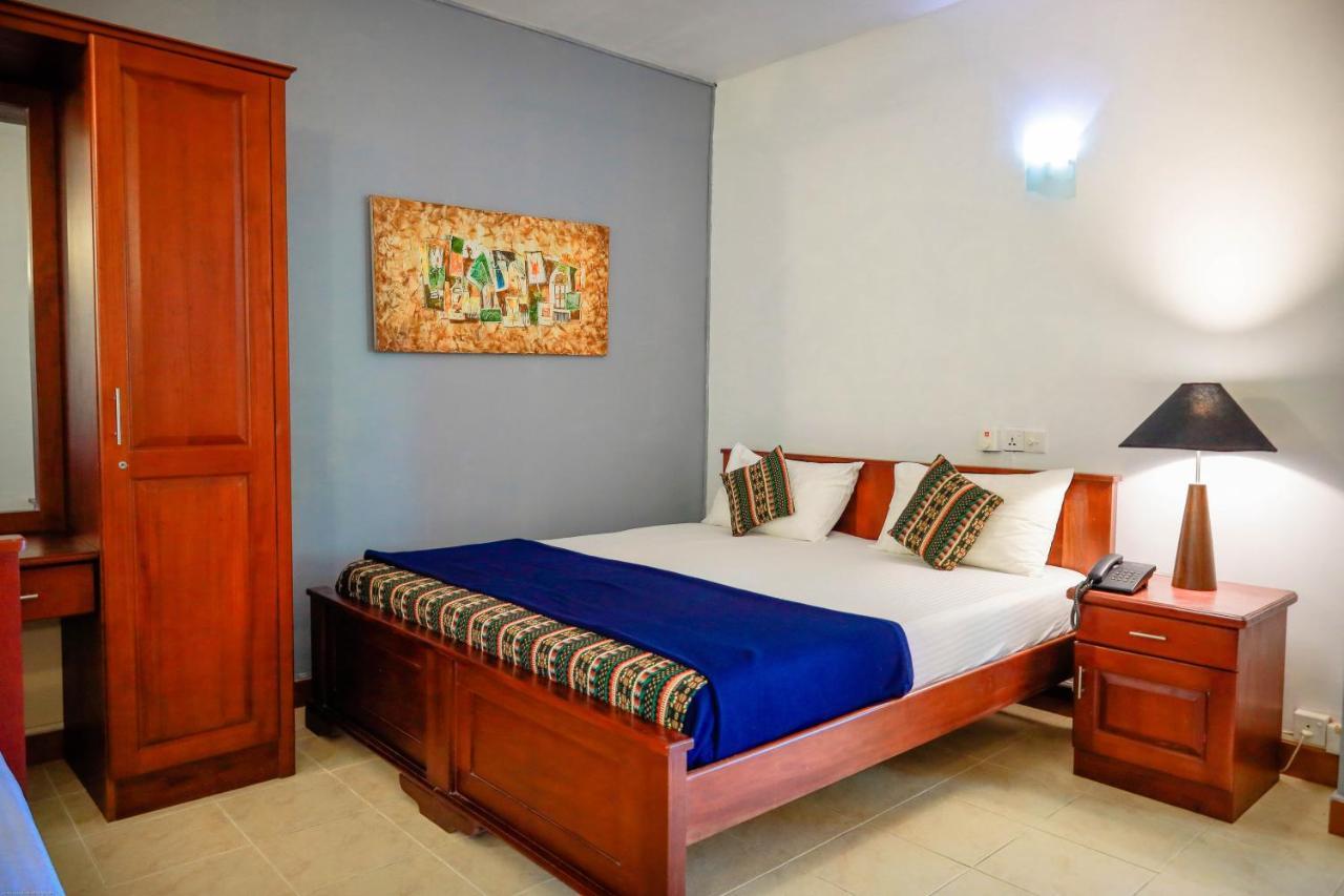 Funk Bunk - Mount View Lodge Kandy Eksteriør billede